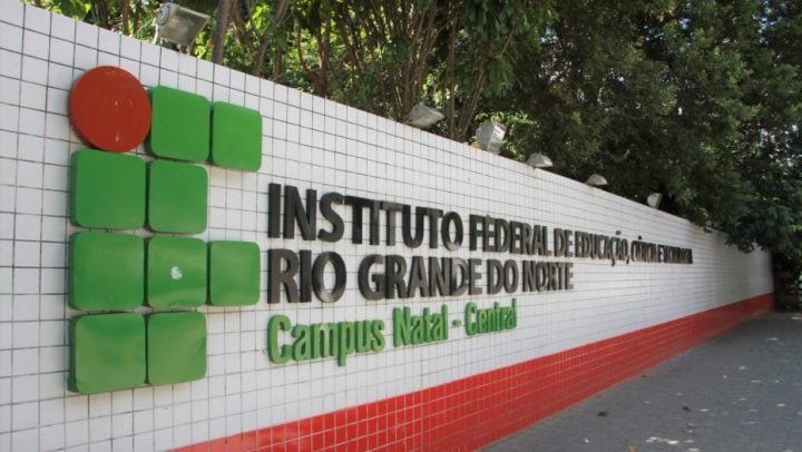 IFRN divulga nota sobre episódio de hostilidade contra reitor José Arnóbio